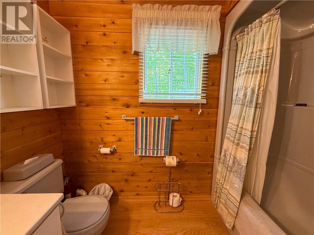 












28 Paul's Point Lane

,
Mindemoya, Manitoulin Island,




Ontario
P0P1S0

