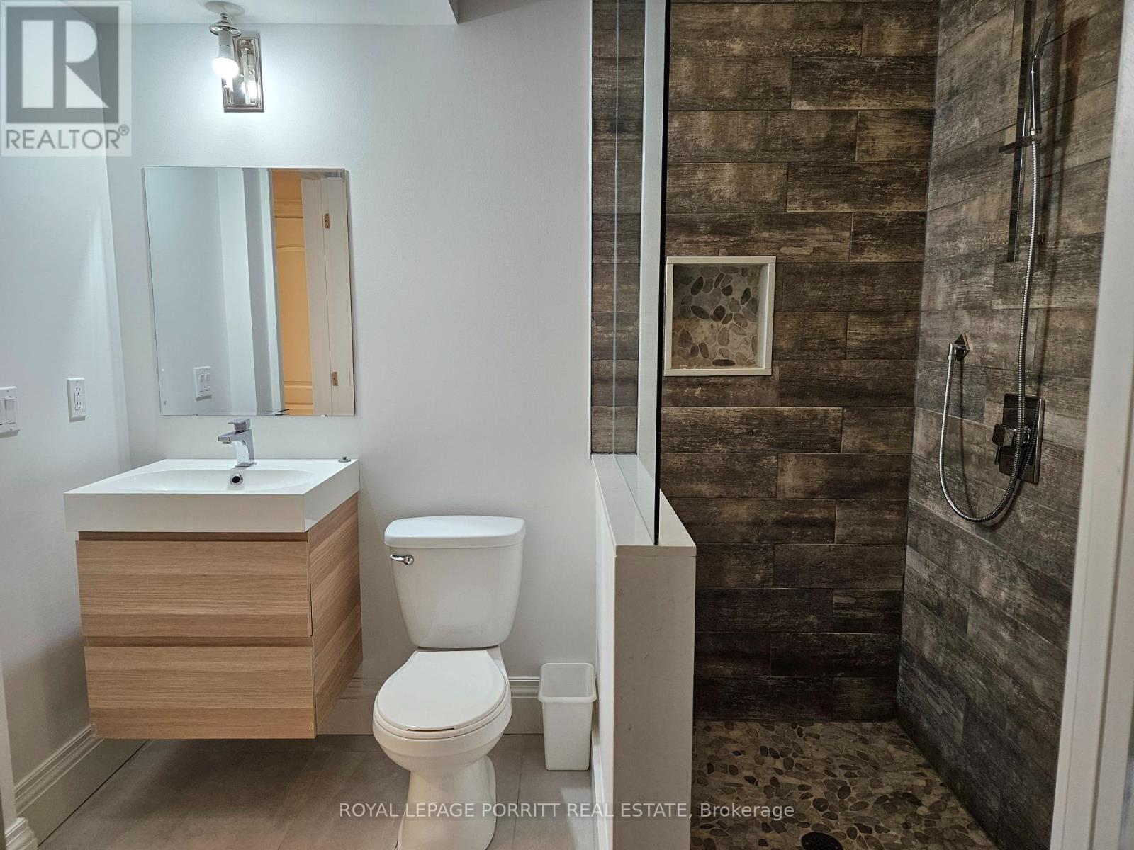 












#LOWER - 45 BRULE CRESCENT

,
Toronto,




Ontario
M6S4H8

