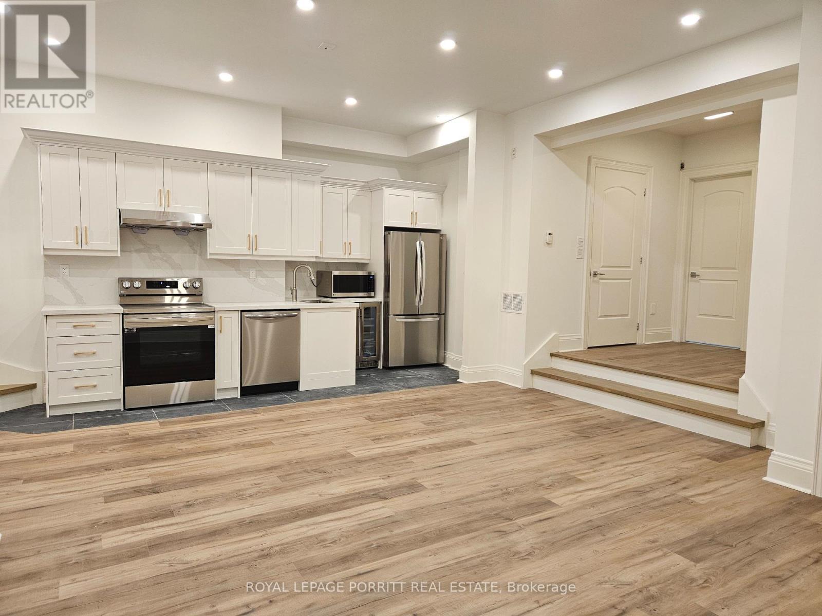 












#LOWER - 45 BRULE CRESCENT

,
Toronto,




Ontario
M6S4H8

