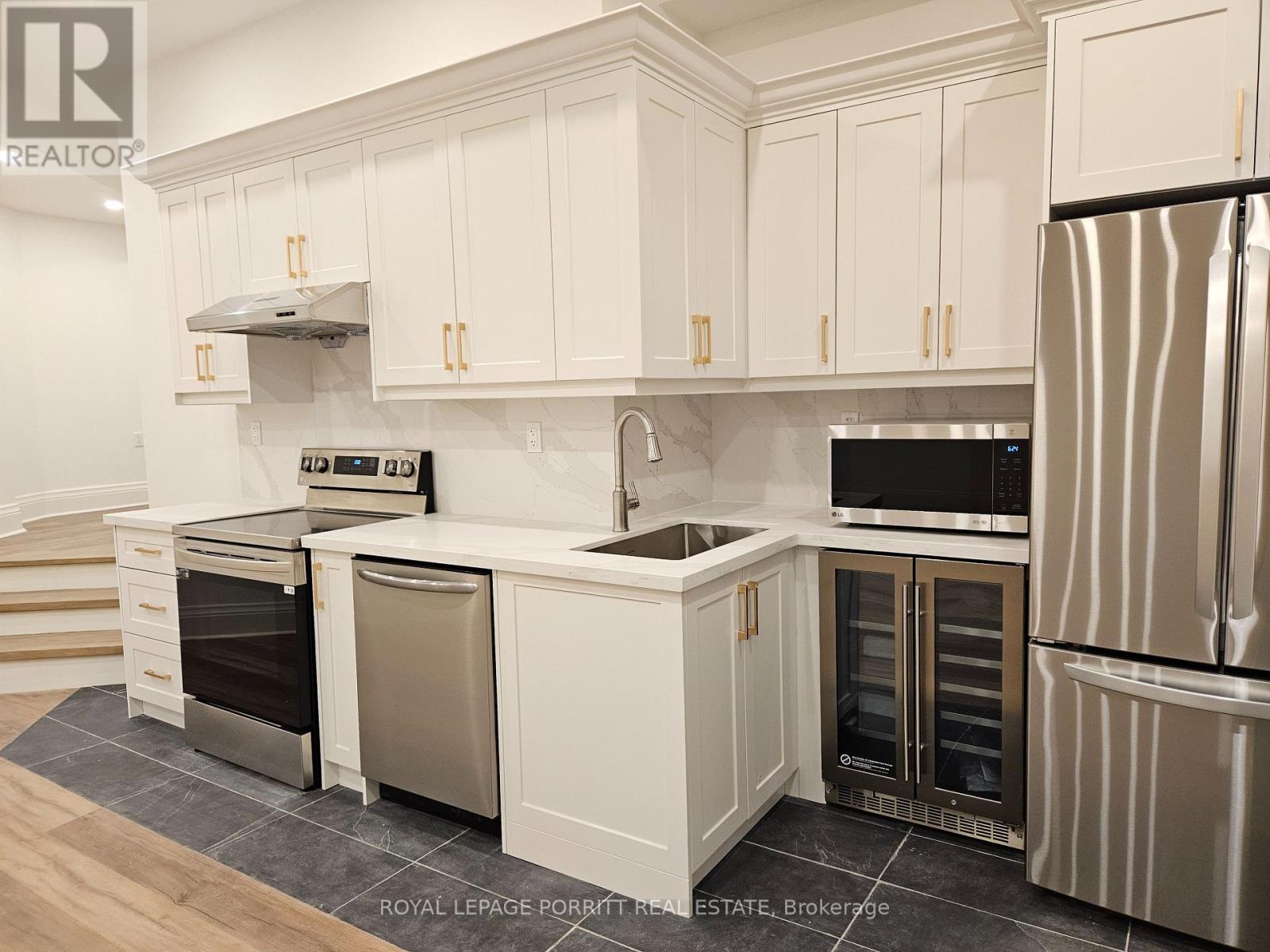 












#LOWER - 45 BRULE CRESCENT

,
Toronto,




Ontario
M6S4H8

