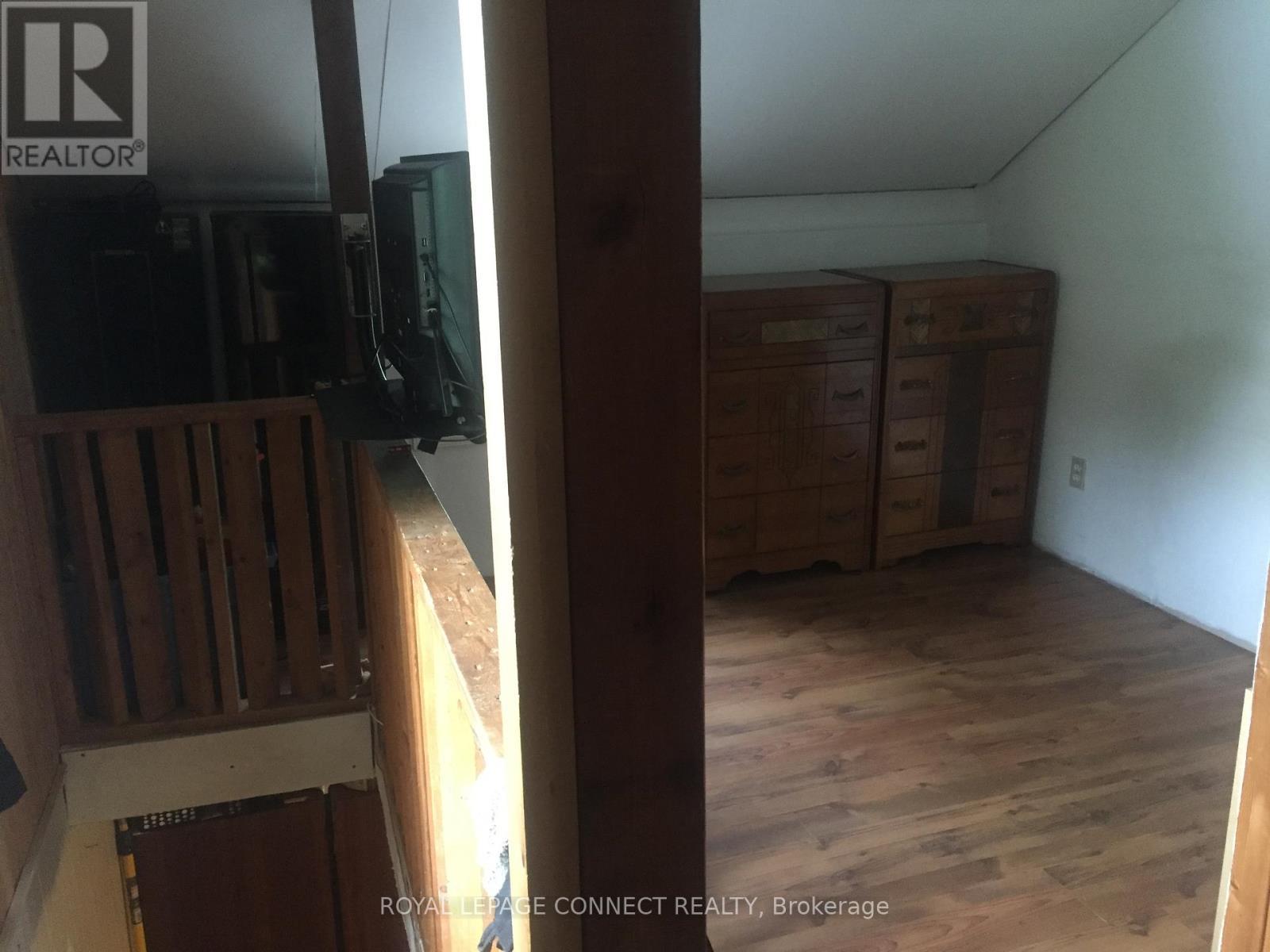 












1256 ELM TREE ROAD

,
Central Frontenac,




Ontario
K0H1B0

