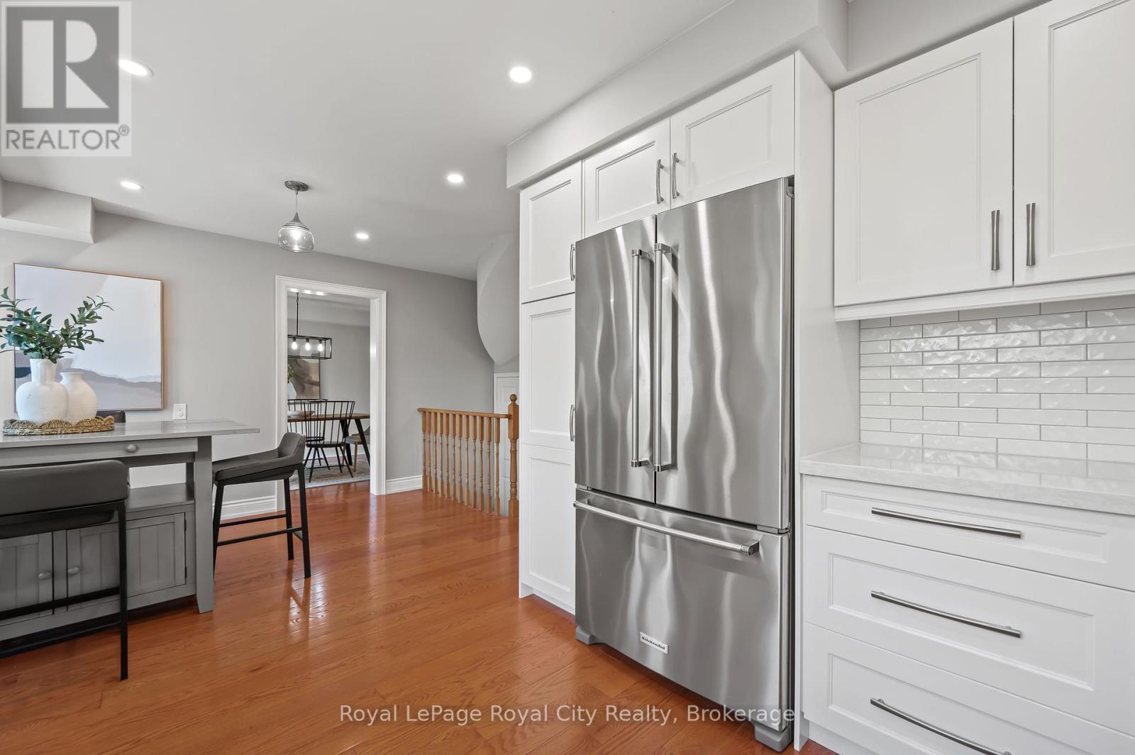 












6515 ALDERWOOD TRAIL

,
Mississauga (Lisgar),




Ontario
L5N6W5


