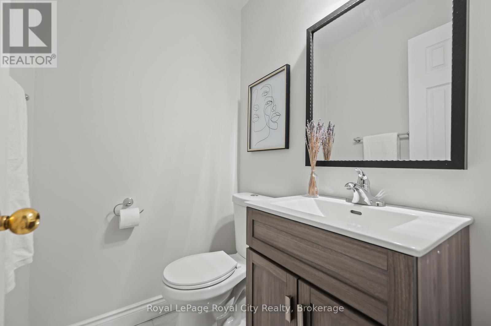 












6515 ALDERWOOD TRAIL

,
Mississauga (Lisgar),




Ontario
L5N6W5

