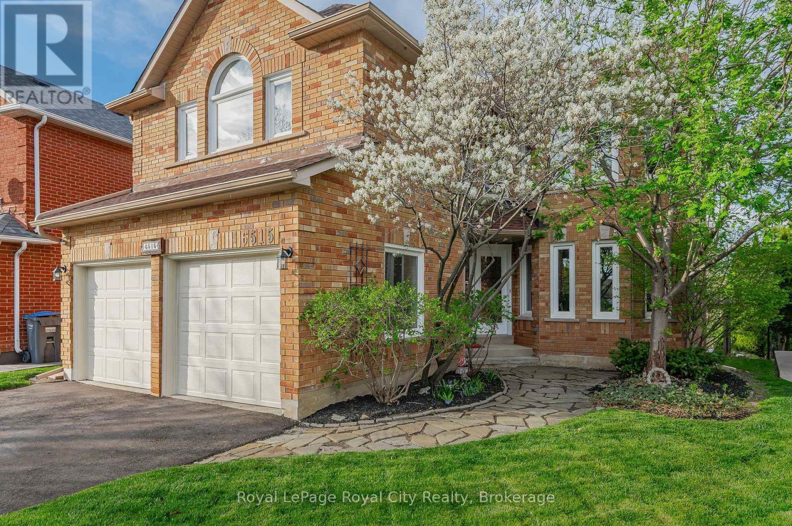 












6515 ALDERWOOD TRAIL

,
Mississauga (Lisgar),




Ontario
L5N6W5

