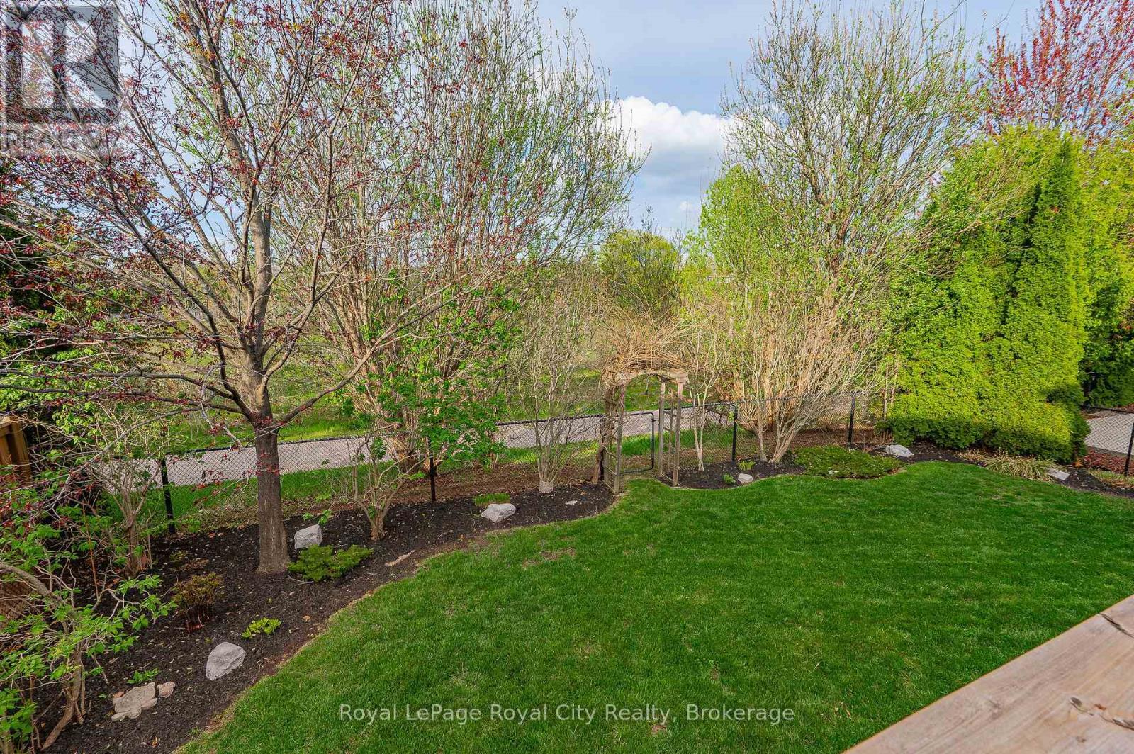 












6515 ALDERWOOD TRAIL

,
Mississauga (Lisgar),




Ontario
L5N6W5

