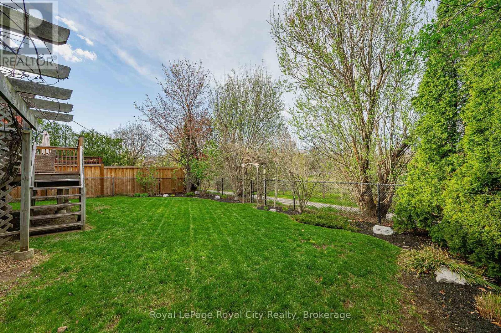 












6515 ALDERWOOD TRAIL

,
Mississauga (Lisgar),




Ontario
L5N6W5

