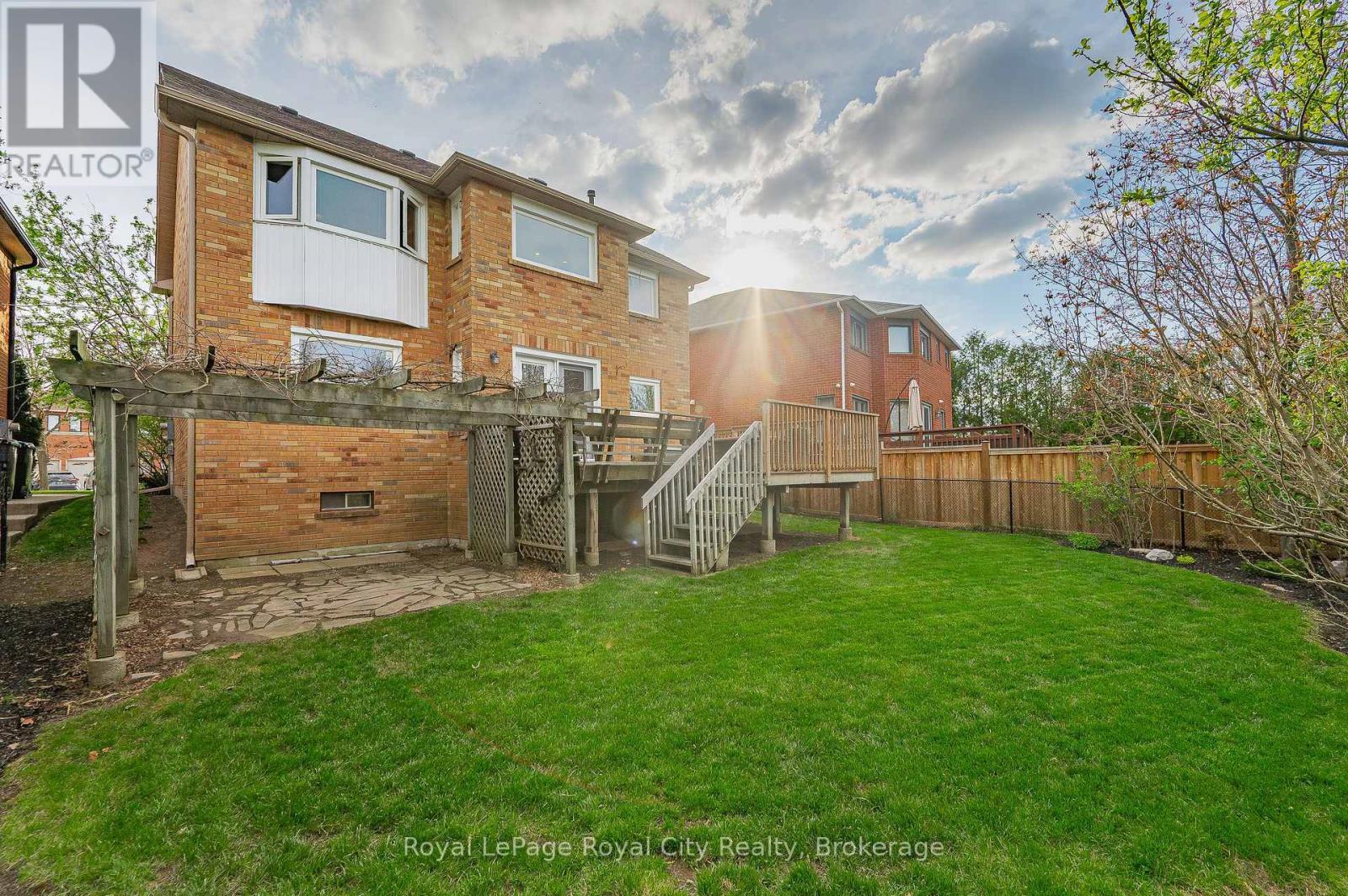 












6515 ALDERWOOD TRAIL

,
Mississauga (Lisgar),




Ontario
L5N6W5

