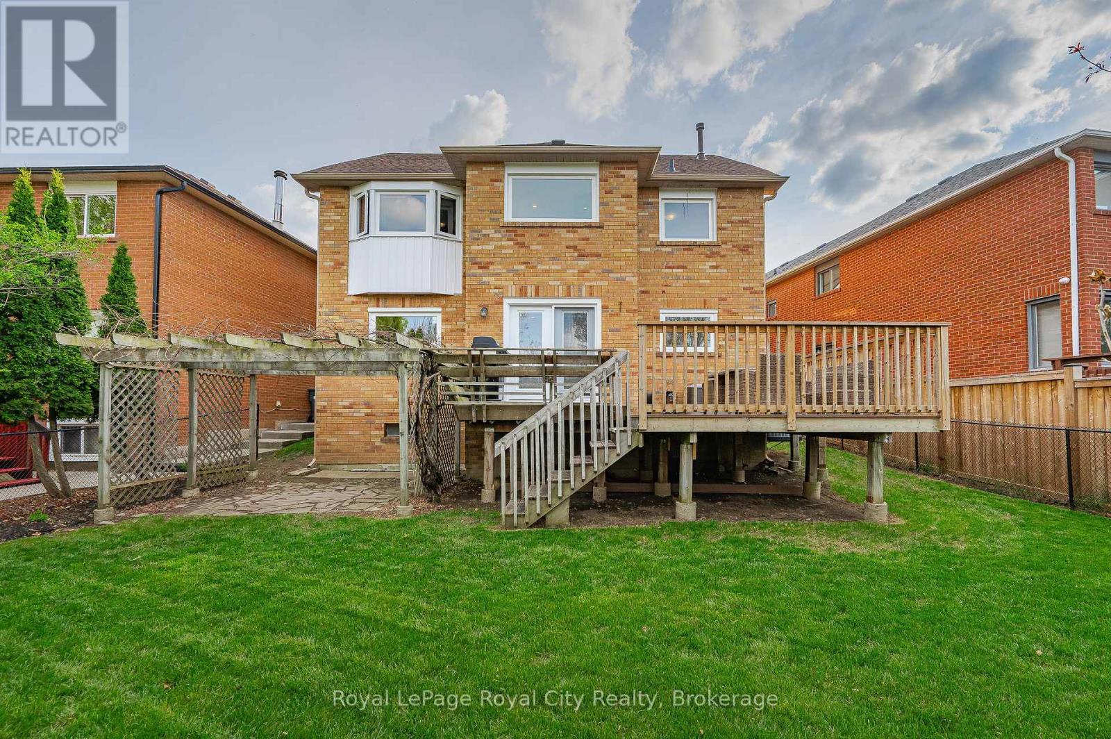 












6515 ALDERWOOD TRAIL

,
Mississauga (Lisgar),




Ontario
L5N6W5

