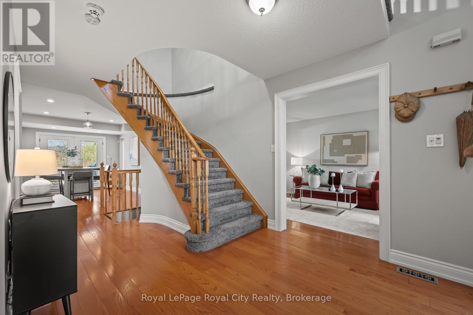 












6515 ALDERWOOD TRAIL

,
Mississauga (Lisgar),




Ontario
L5N6W5

