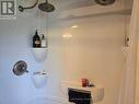Main Bathroom 5 pc