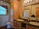 Main Bathroom 5 pc