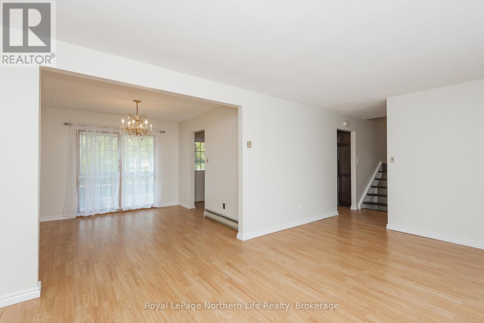 












120 MACBETH CRESCENT S

,
North Bay (Widdifield),




Ontario
P1B7X6

