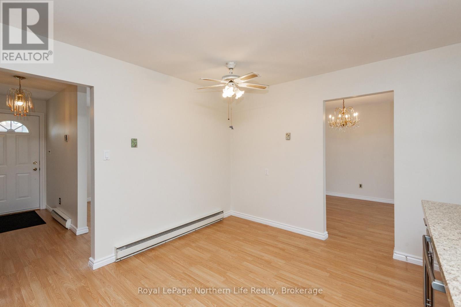 












120 MACBETH CRESCENT S

,
North Bay (Widdifield),




Ontario
P1B7X6

