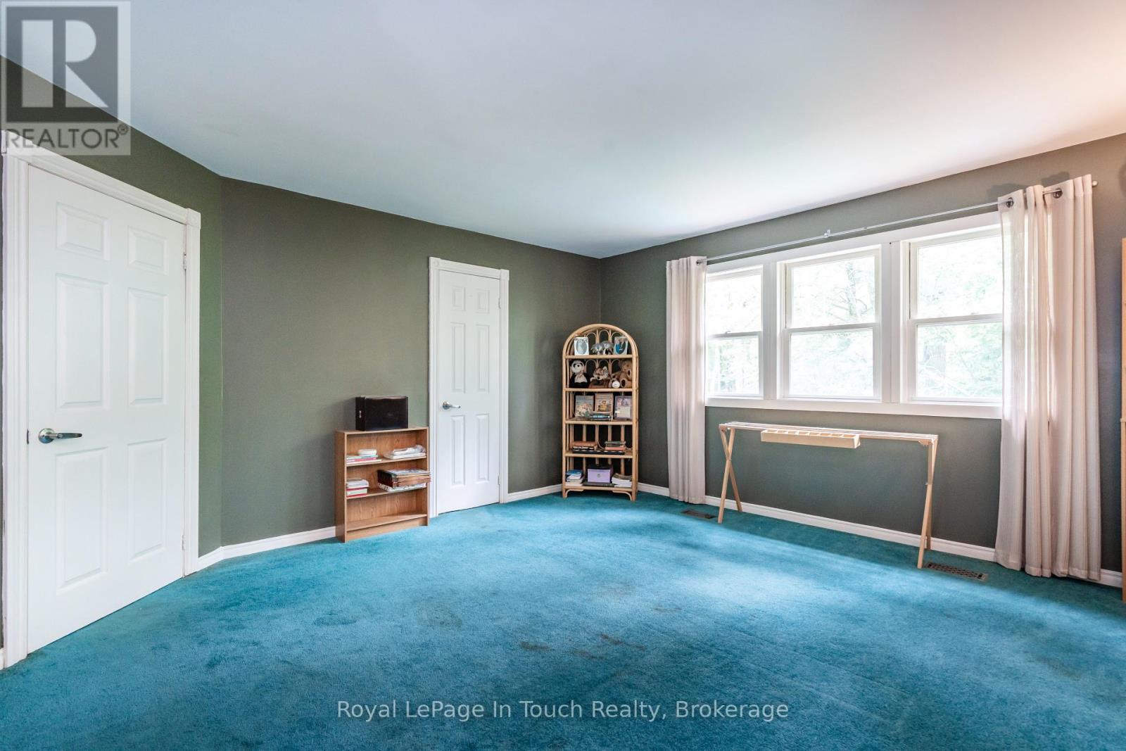 












66 JOLIET CRESCENT

,
Tiny,




Ontario
L9M0G3

