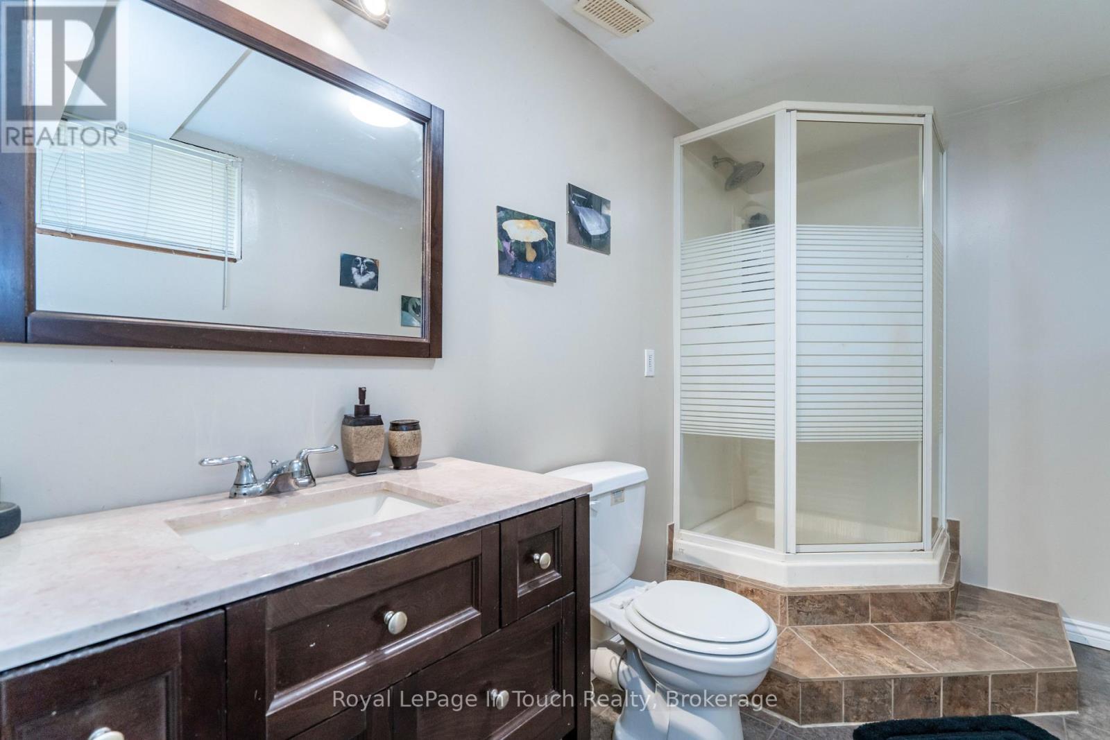 












66 JOLIET CRESCENT

,
Tiny,




Ontario
L9M0G3

