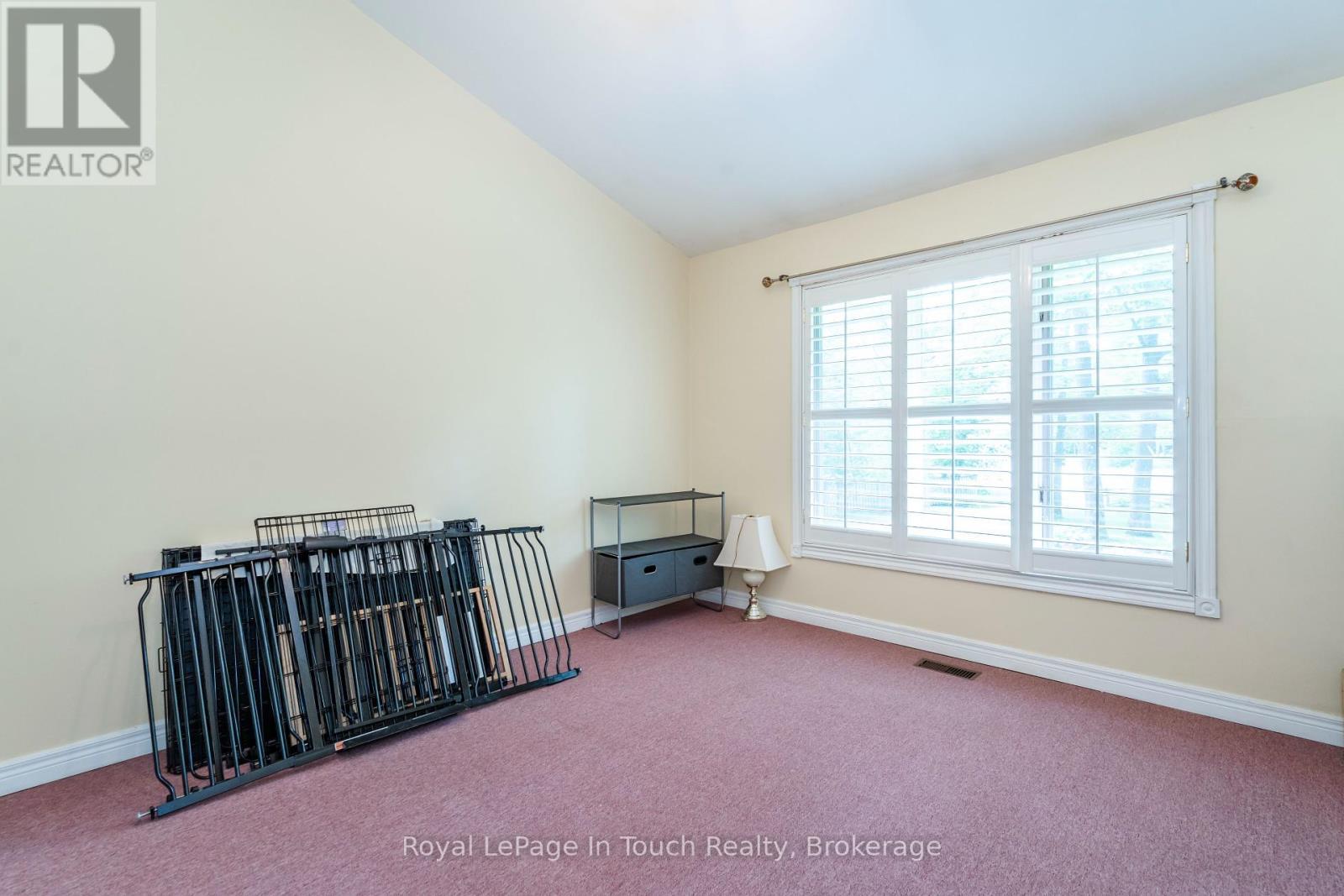 












66 JOLIET CRESCENT

,
Tiny,




Ontario
L9M0G3

