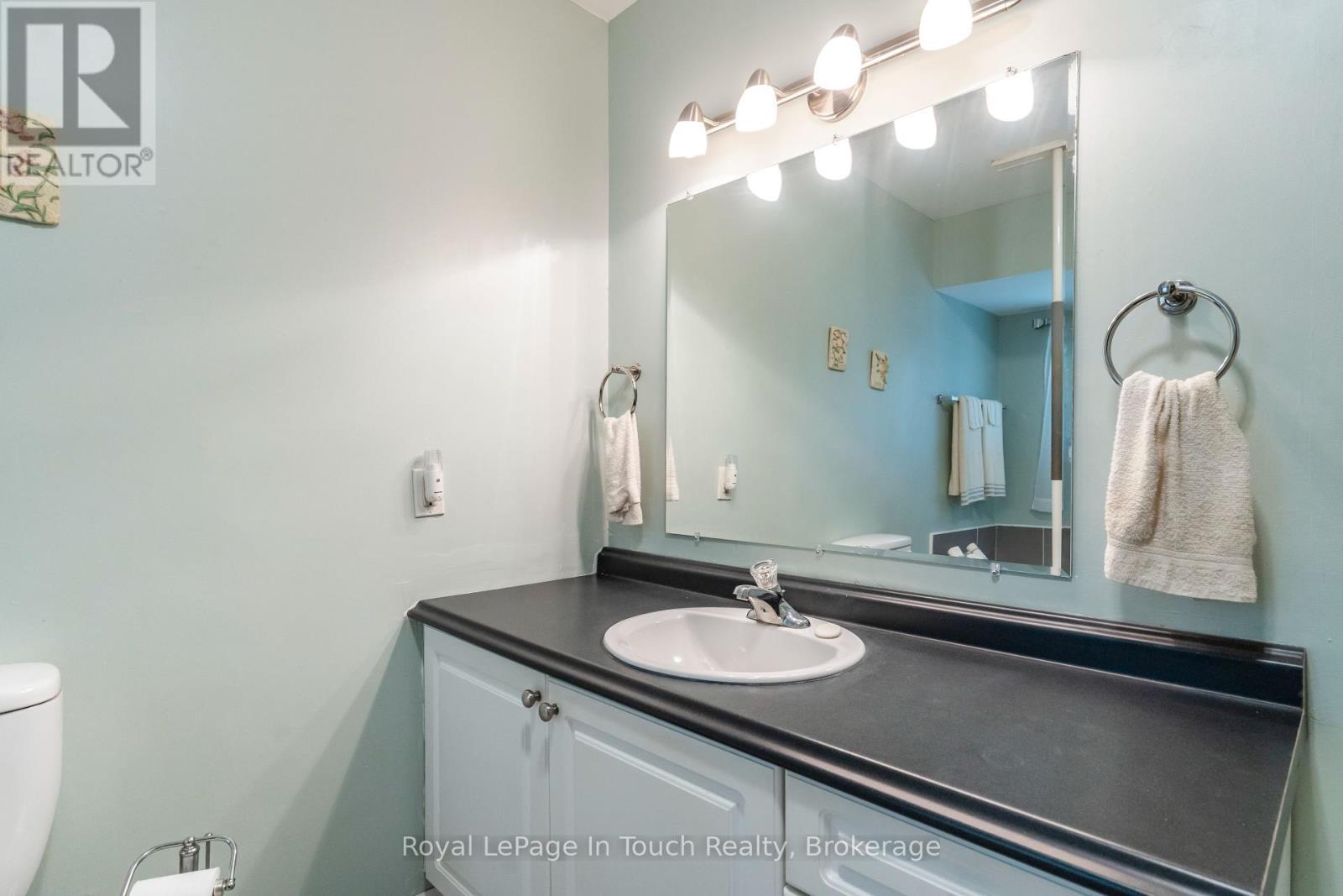 












66 JOLIET CRESCENT

,
Tiny,




Ontario
L9M0G3

