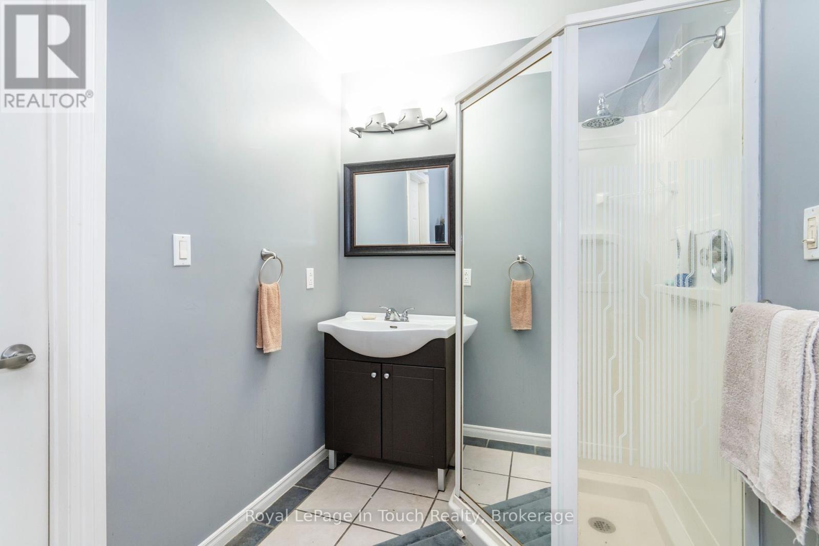 












66 JOLIET CRESCENT

,
Tiny,




Ontario
L9M0G3

