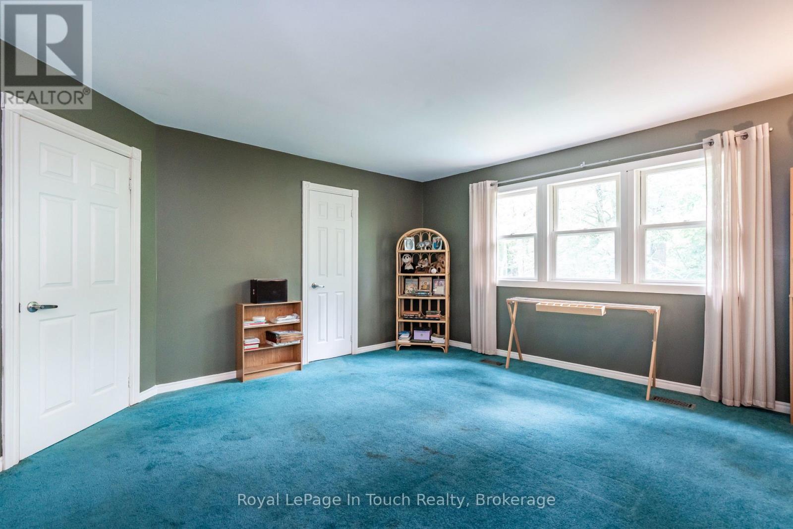 












66 JOLIET CRESCENT

,
Tiny,




Ontario
L9M0G3


