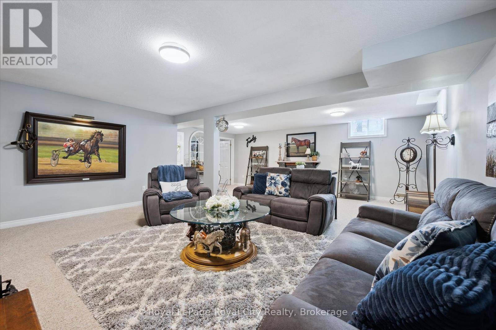 












5 HANEY DRIVE

,
Guelph (Pineridge/Westminster Woods),




Ontario
N1L1N3

