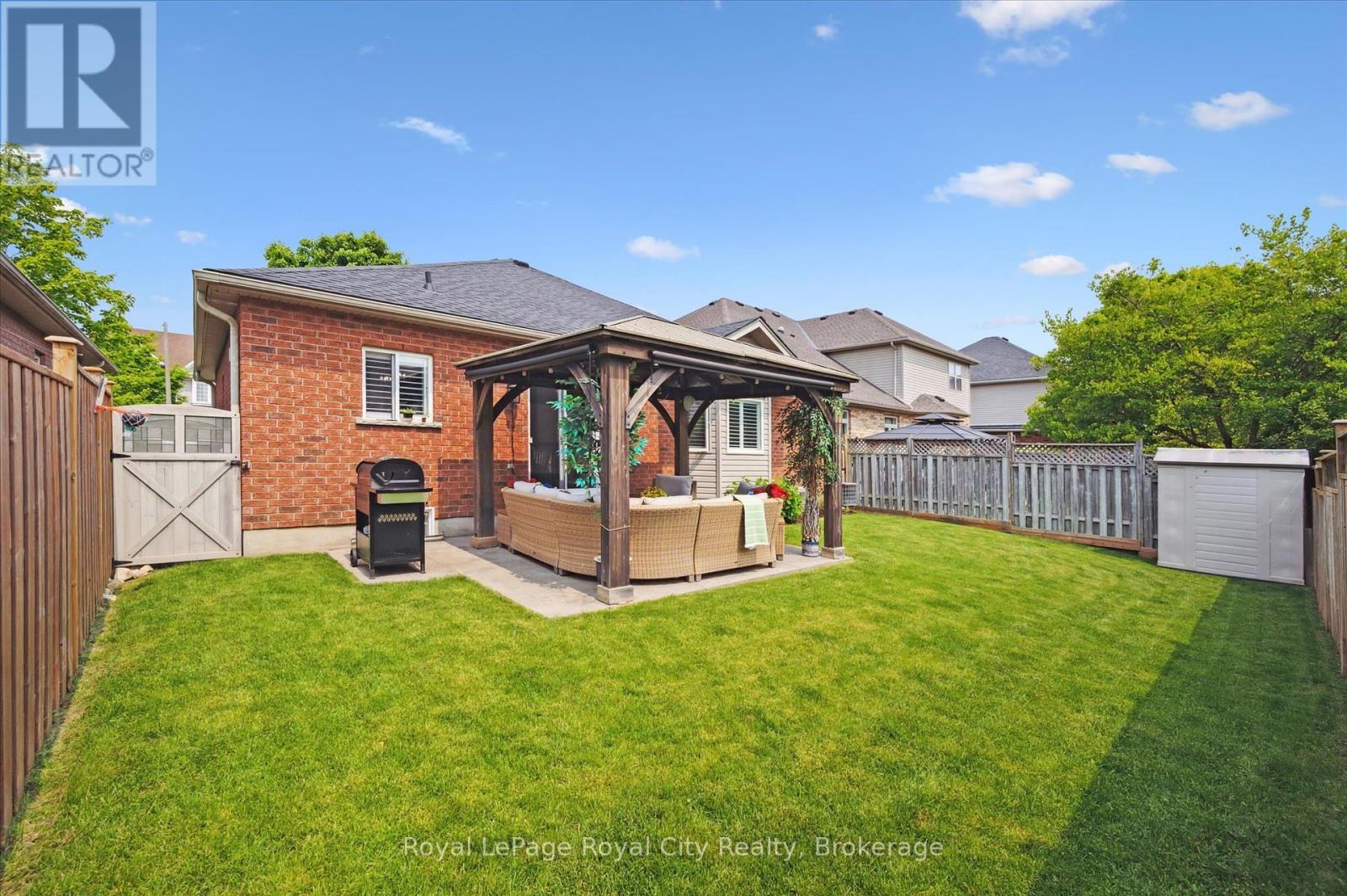 












5 HANEY DRIVE

,
Guelph (Pineridge/Westminster Woods),




Ontario
N1L1N3

