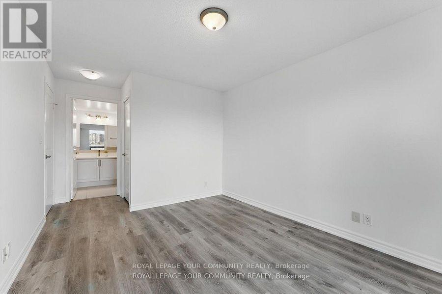 












214 - 18 HARDING BOULEVARD

,
Richmond Hill,




Ontario
L4C0T3

