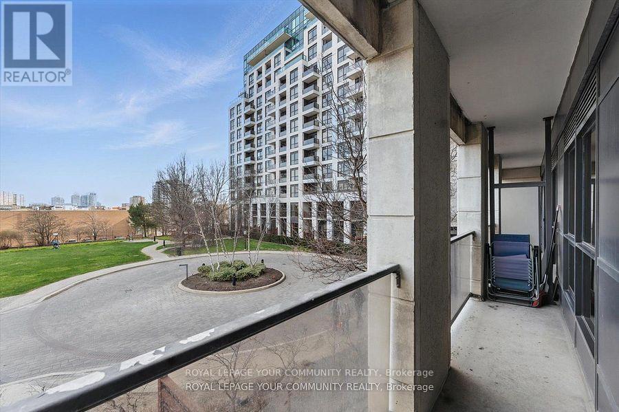 












214 - 18 HARDING BOULEVARD

,
Richmond Hill,




Ontario
L4C0T3

