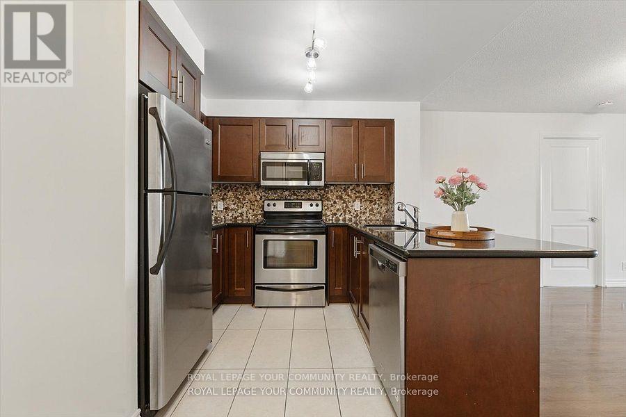 












214 - 18 HARDING BOULEVARD

,
Richmond Hill,




Ontario
L4C0T3


