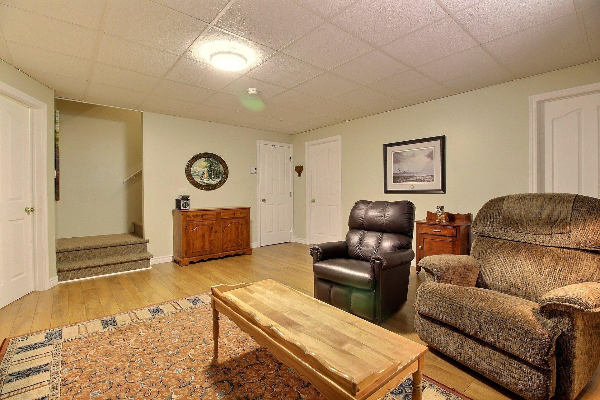 









2814


Rue Georges-Cusson

,
Sherbrooke (Les Nations),




QC
J1L2X8

