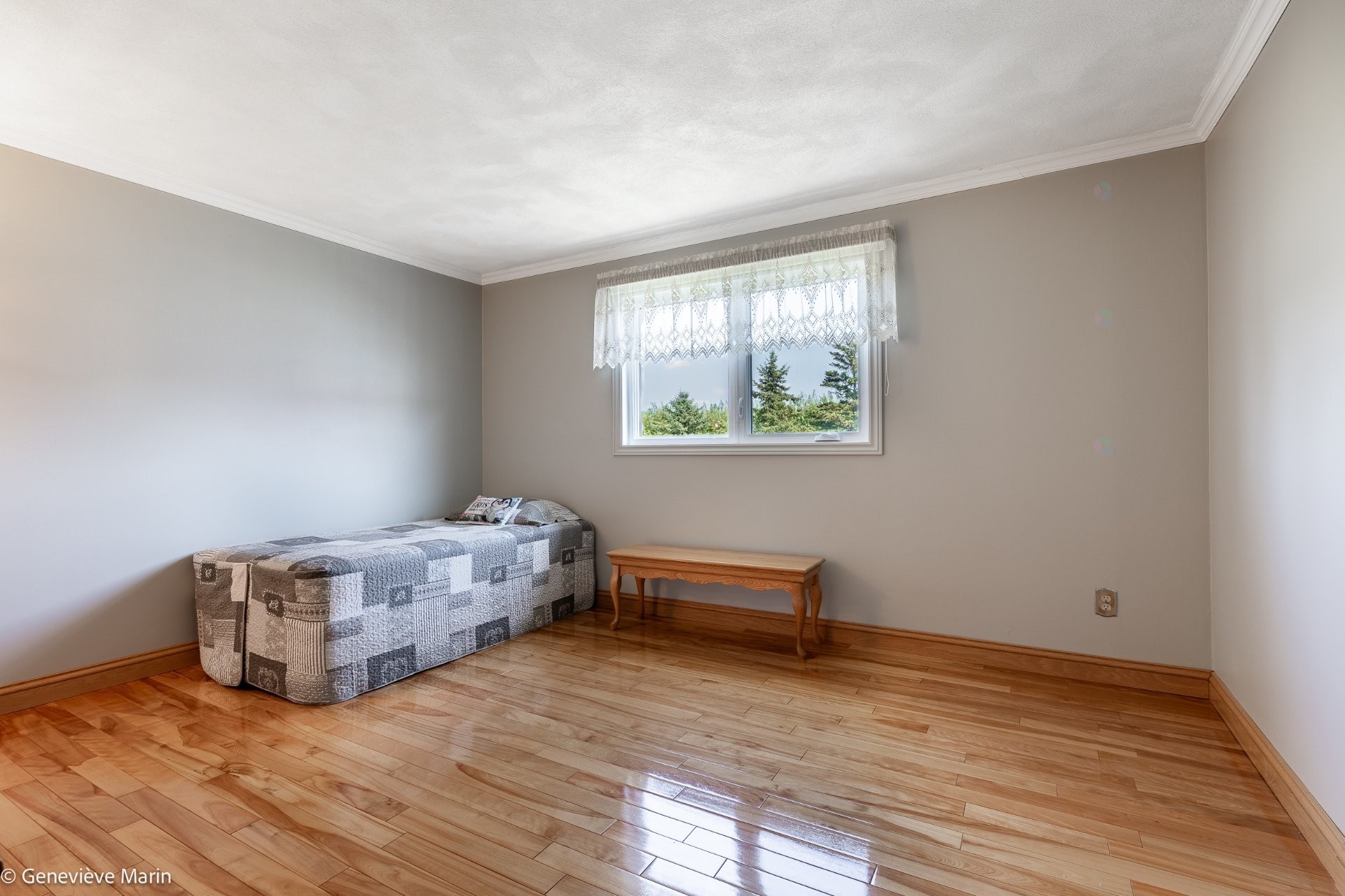 









214


Rg St-Édouard

,
Saint-Jean-sur-Richelieu,




QC
J2X5T9

