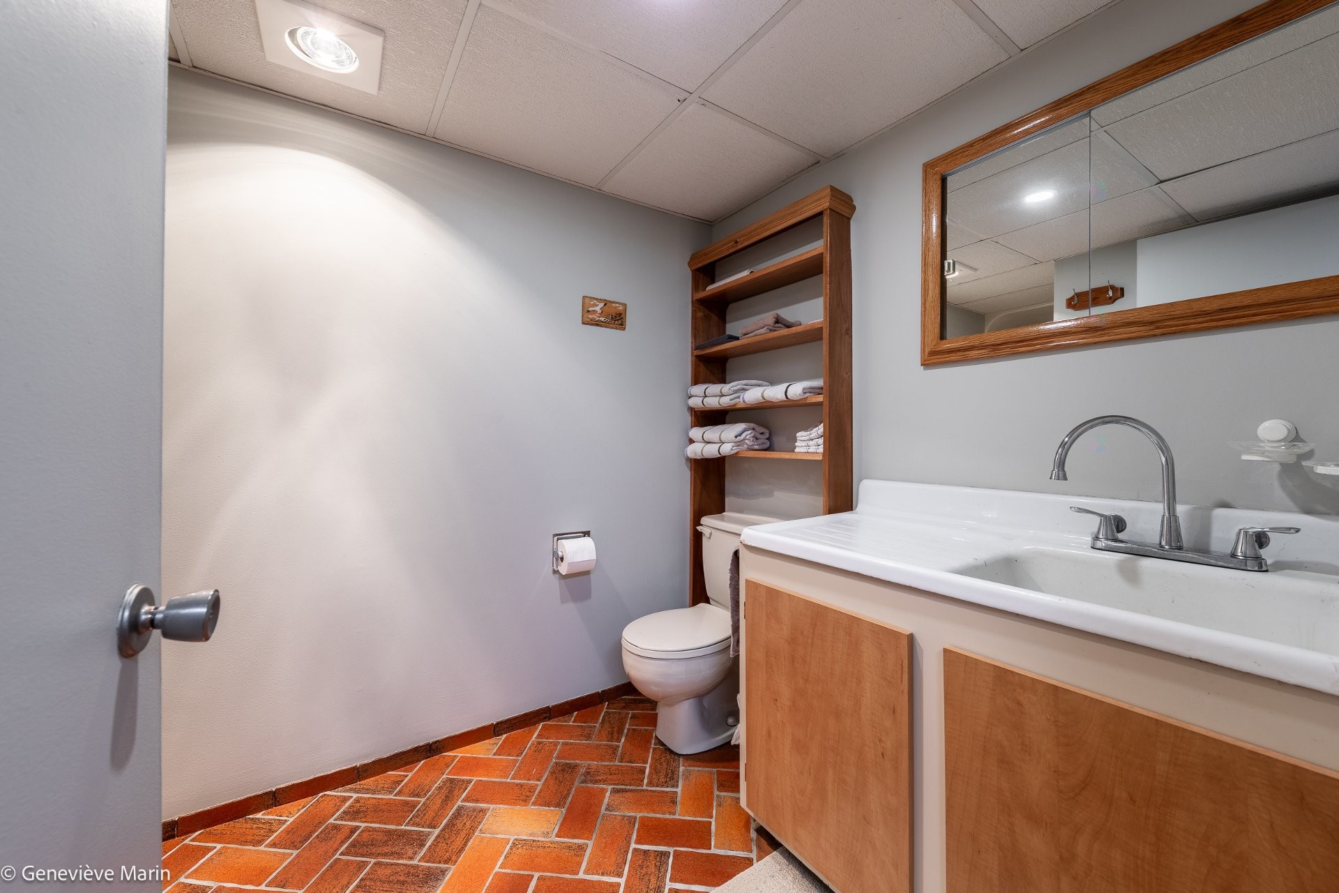 









214


Rg St-Édouard

,
Saint-Jean-sur-Richelieu,




QC
J2X5T9

