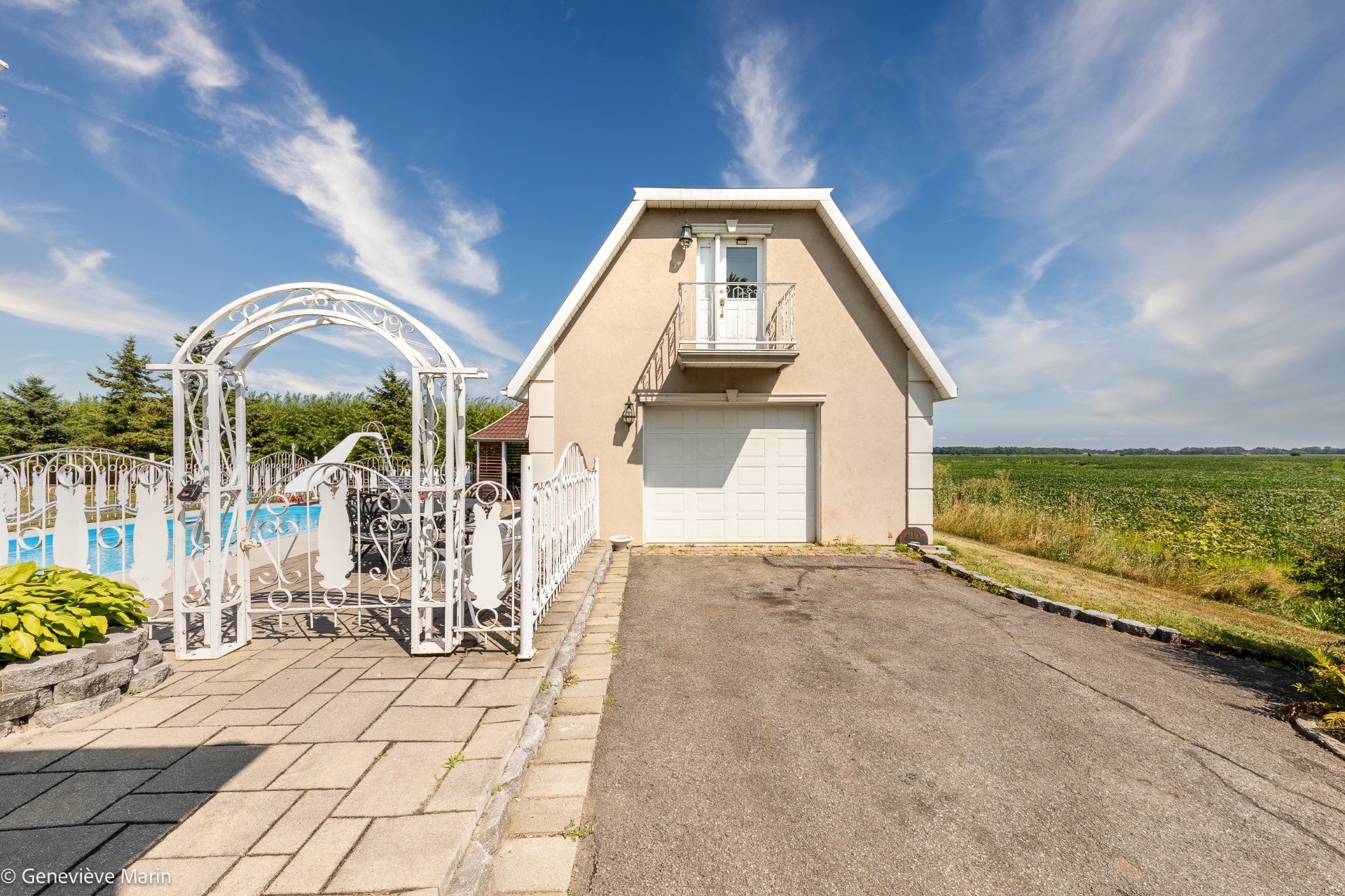 









214


Rg St-Édouard

,
Saint-Jean-sur-Richelieu,




QC
J2X5T9

