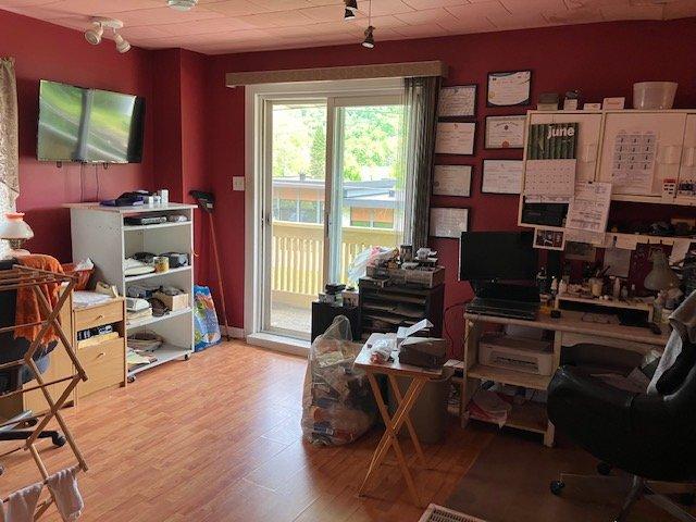 









521


Ch. de la Rivière-Blanche

,
Mayo,




QC
J8L4K5

