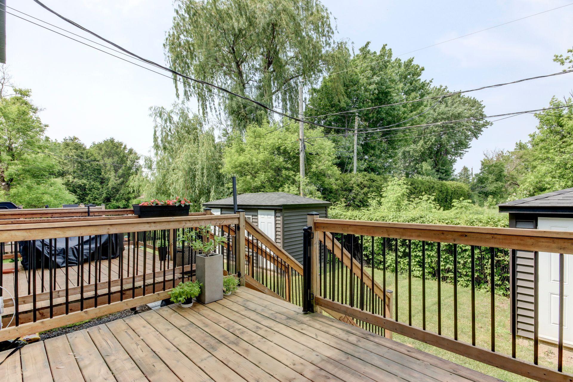 









885


Rue St-Jacques

, 102,
Saint-Jean-sur-Richelieu,




QC
J3B2N6

