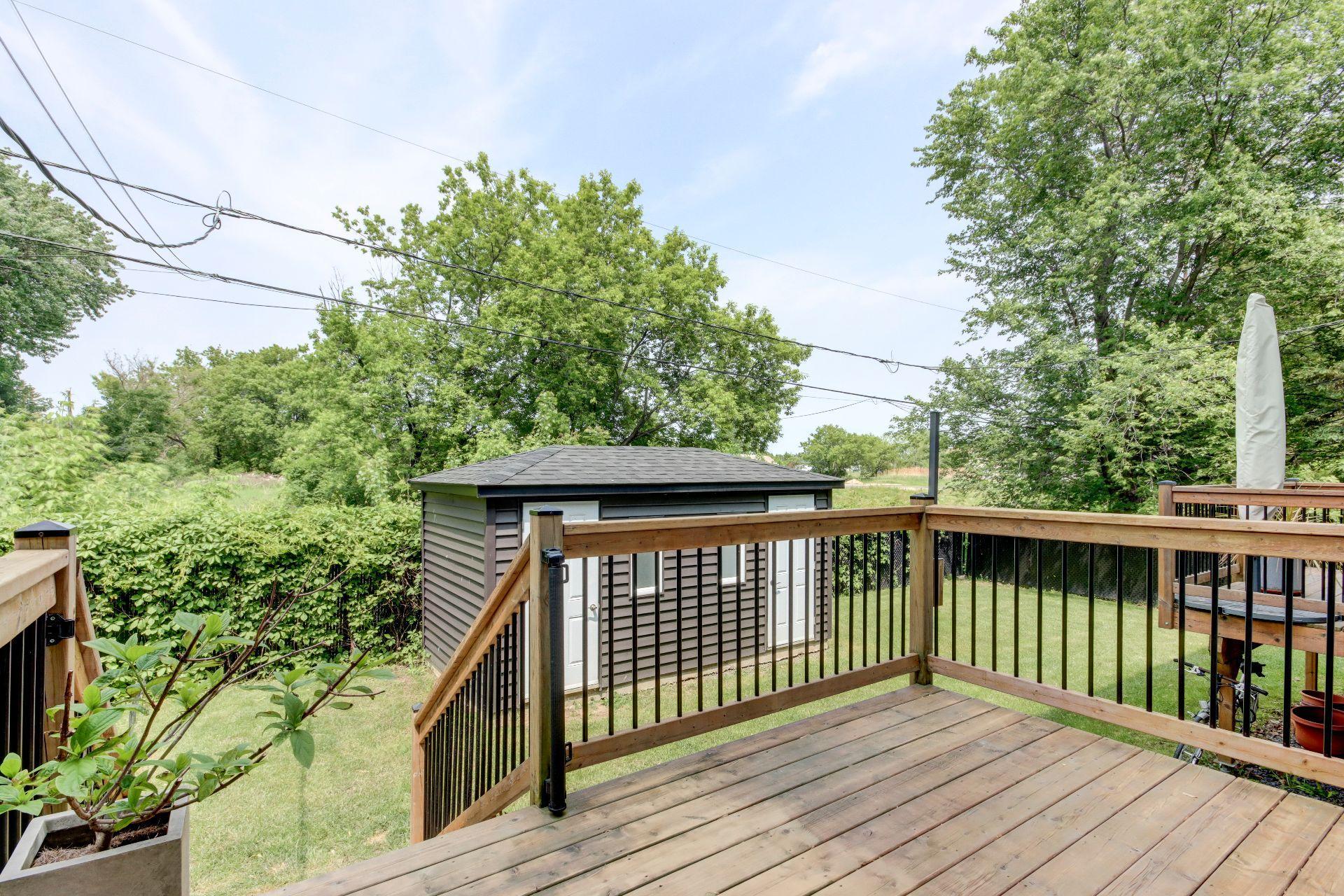 









885


Rue St-Jacques

, 102,
Saint-Jean-sur-Richelieu,




QC
J3B2N6

