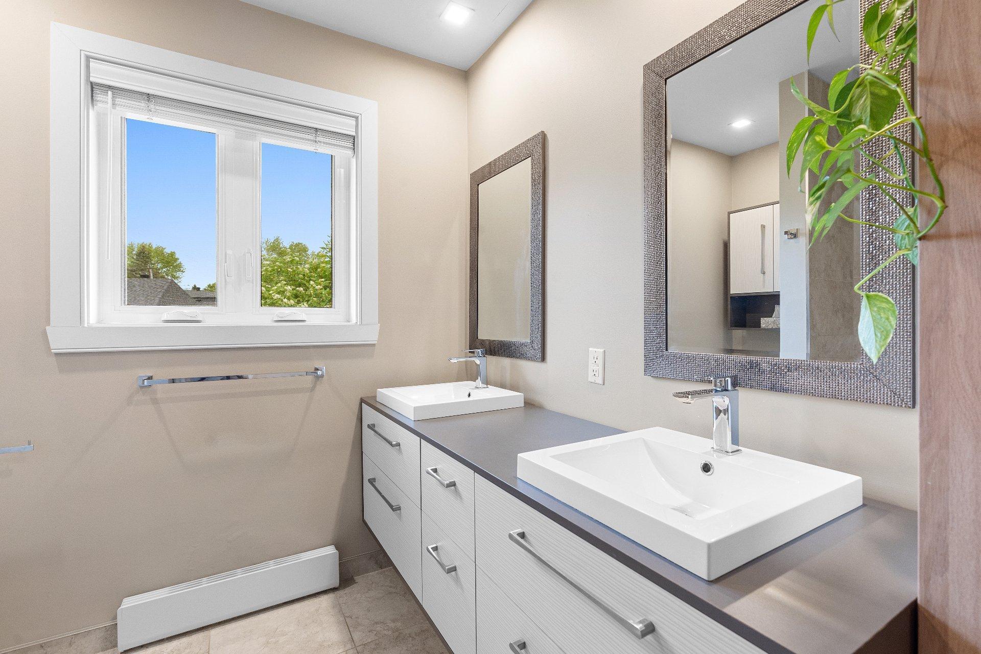 









4143


Rue François-Boulet

,
Québec (Sainte-Foy/Sillery/Cap-Rouge),




QC
G1T2K8

