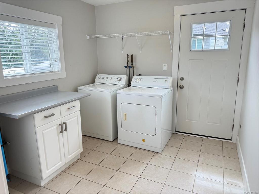 









121


Harewood

Rd,
Nanaimo,




BC
V9R 2Y7

