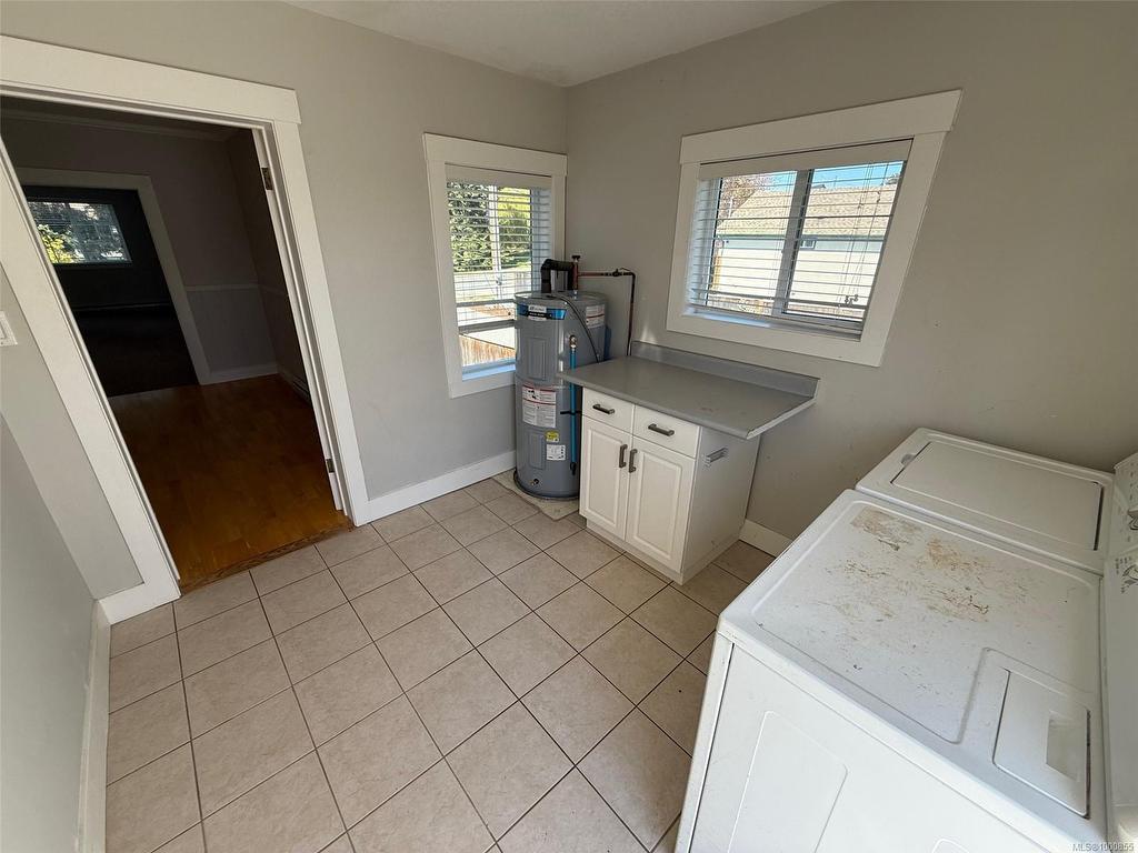 









121


Harewood

Rd,
Nanaimo,




BC
V9R 2Y7

