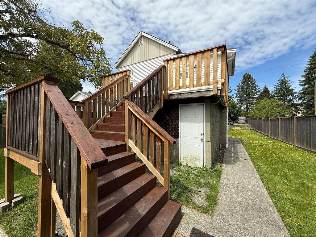 









121


Harewood

Rd,
Nanaimo,




BC
V9R 2Y7

