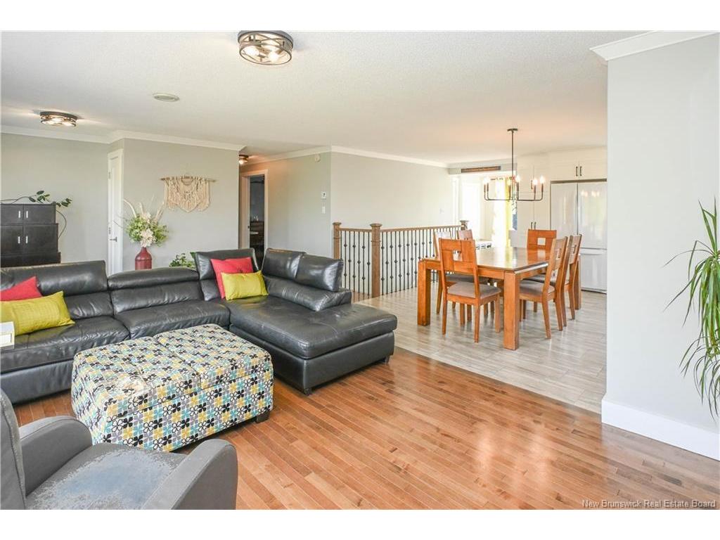 









103


rue du Pêcheur N.

ST,
Lamèque,




NB
E8T 1K6


