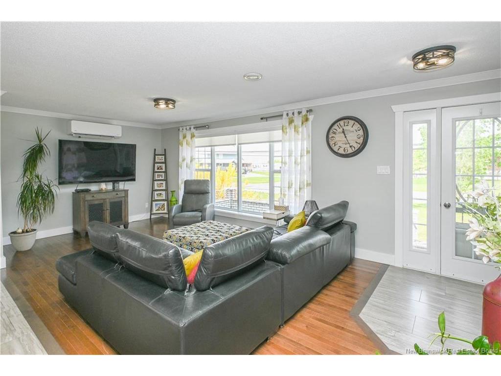 









103


rue du Pêcheur N.

ST,
Lamèque,




NB
E8T 1K6

