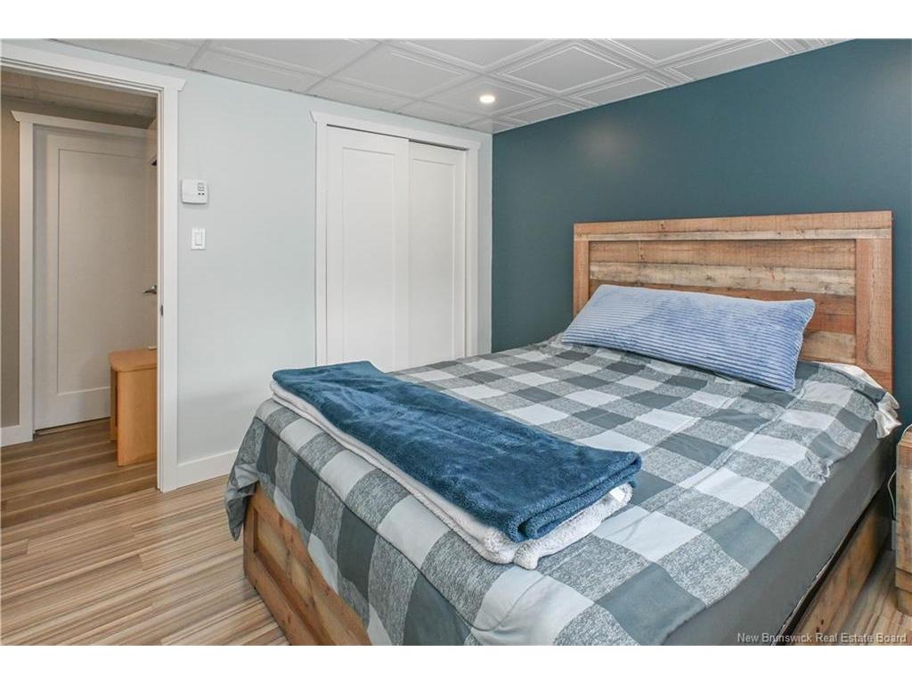 









103


rue du Pêcheur N.

ST,
Lamèque,




NB
E8T 1K6

