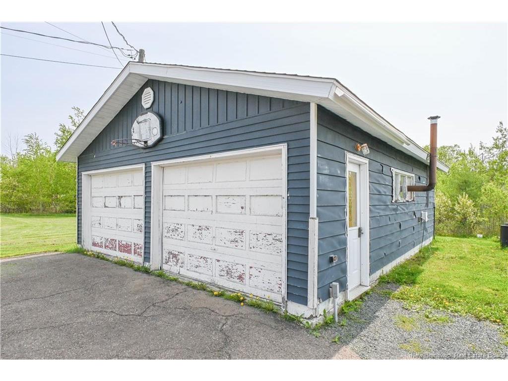









103


rue du Pêcheur N.

ST,
Lamèque,




NB
E8T 1K6

