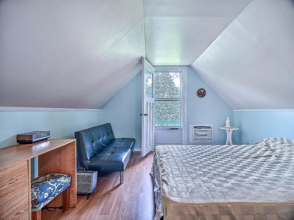 









9


Ch. McMullin

,
Val-des-Monts,




QC
J8N2S5

