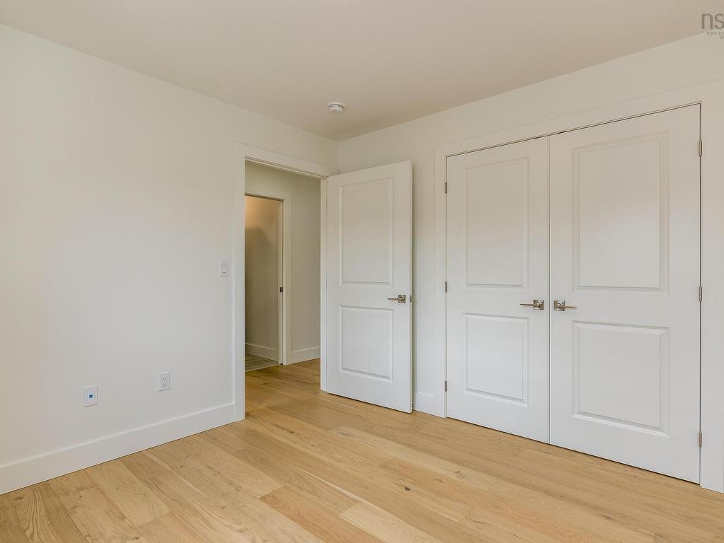 












PUN56 113 Puncheon Way

,
Bedford,




NS
B4B 2L1


