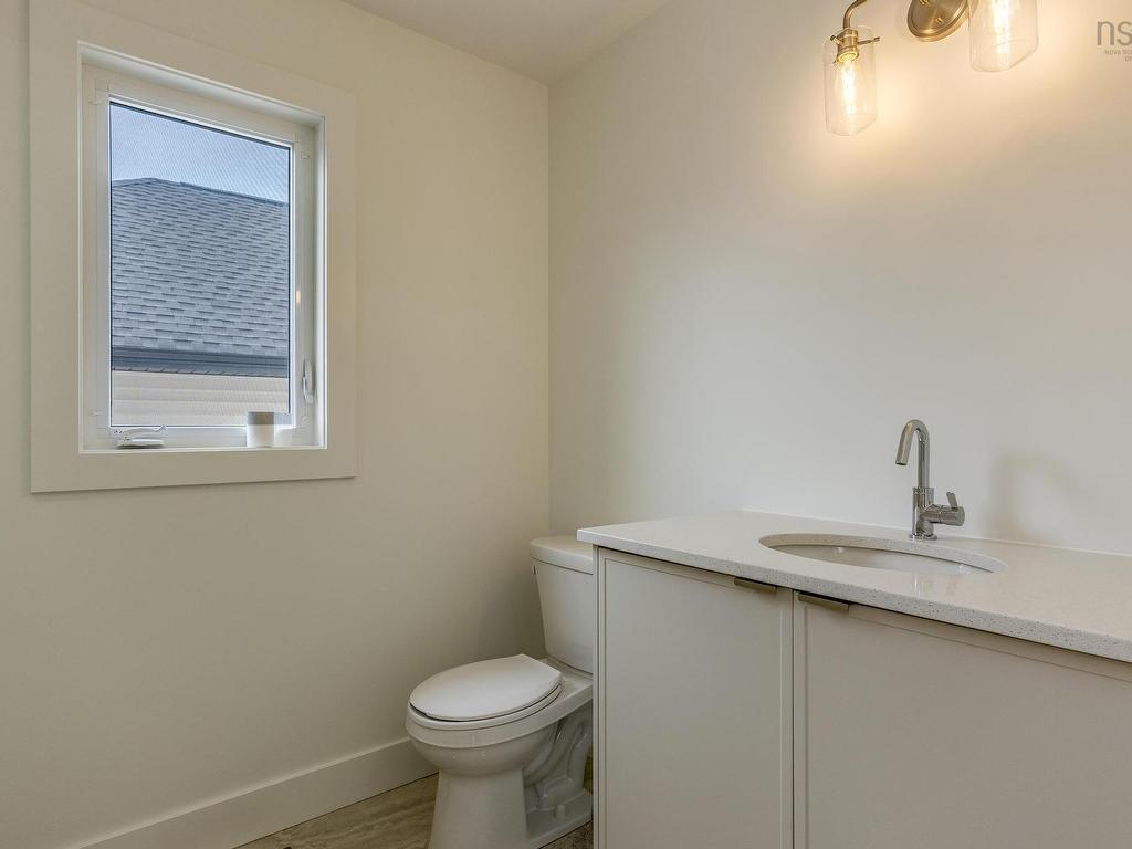 












PUN56 113 Puncheon Way

,
Bedford,




NS
B4B 2L1

