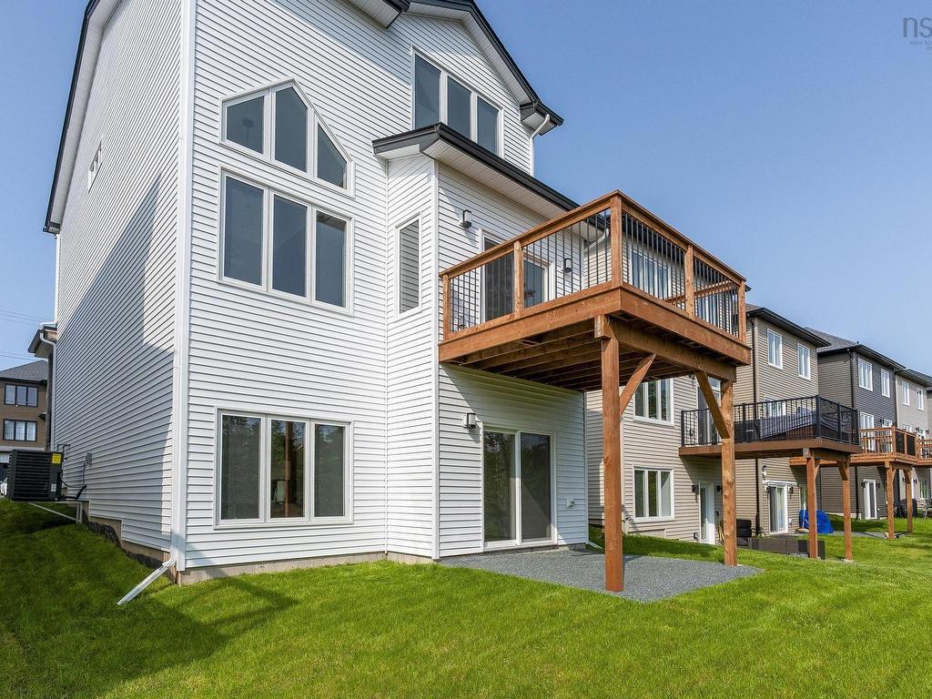 












PUN56 113 Puncheon Way

,
Bedford,




NS
B4B 2L1

