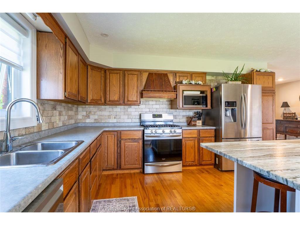 









7690


Grande River

Line,
Chatham-Kent,




ON
N7M 5J7

