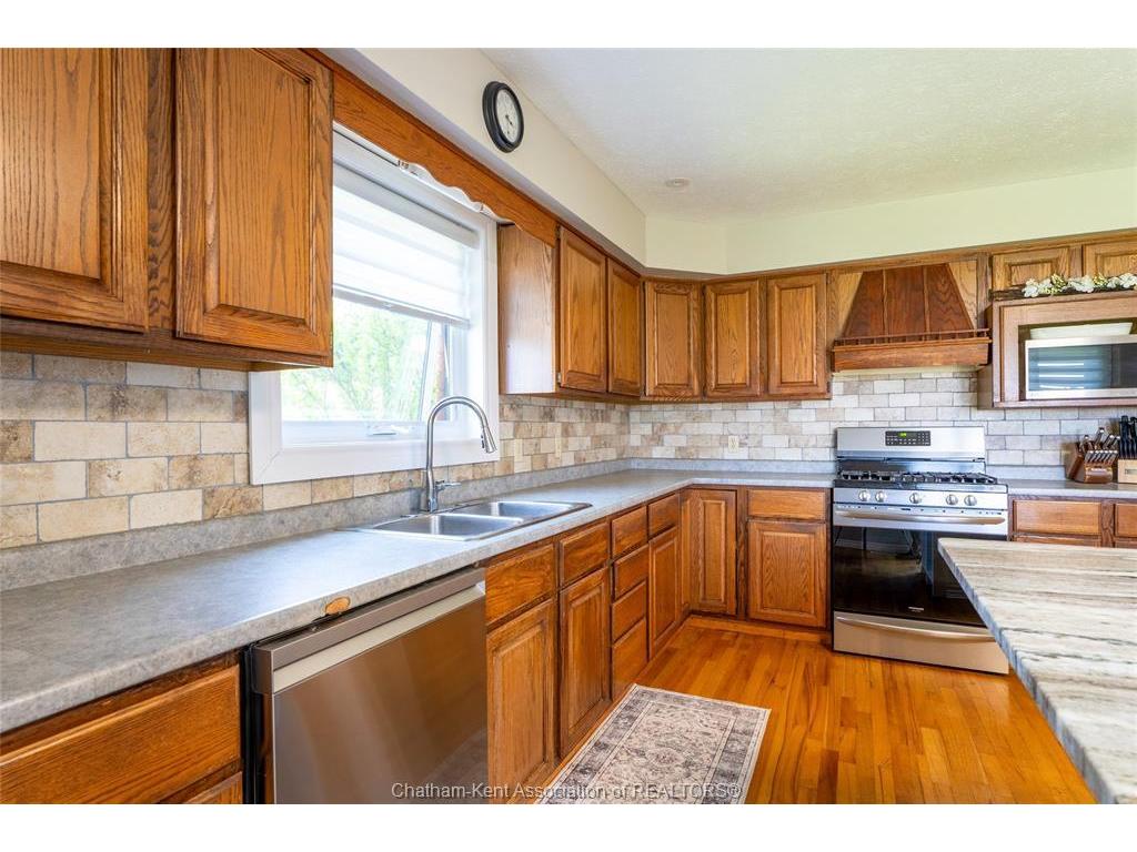 









7690


Grande River

Line,
Chatham-Kent,




ON
N7M 5J7

