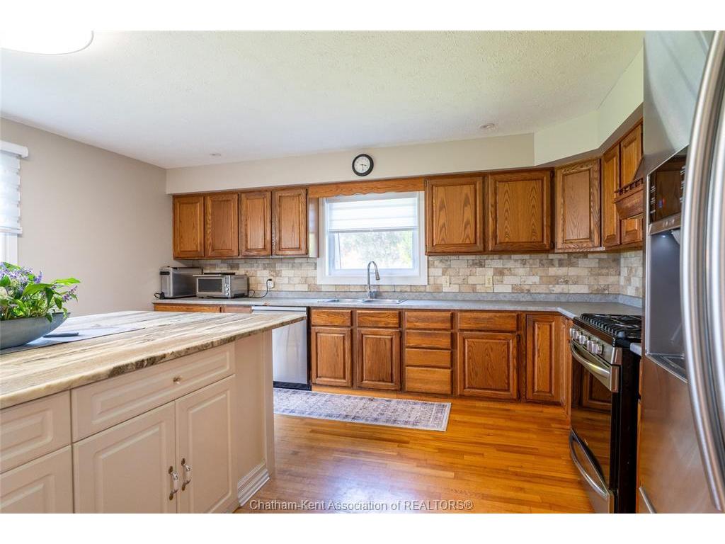 









7690


Grande River

Line,
Chatham-Kent,




ON
N7M 5J7

